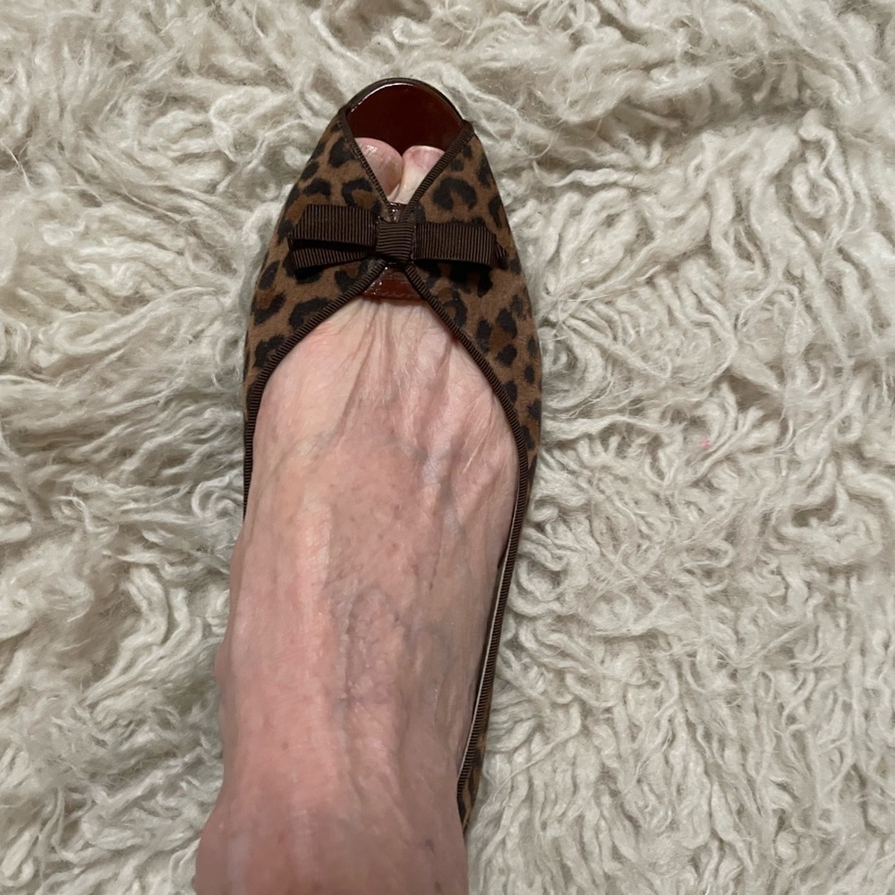 Isaac suede leopard print flats sz 7.5